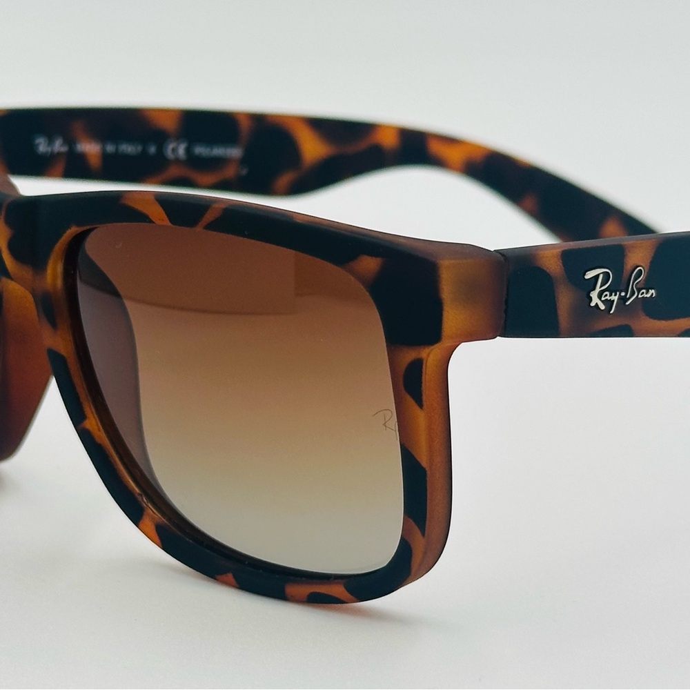 Ray-Ban Justin Polarized Sunglasses RB4165 54mm Tortoise Rubber w/ Gradient Lens - Picture 5 of 8